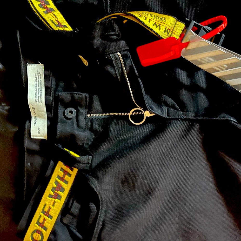 Off white jeans with off white belt - Picture 4 of 9